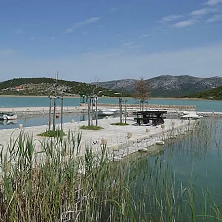 Eco House In Nature Park Vrana Holiday home *